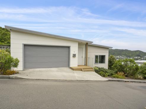10 Mewburn Rise, Karori