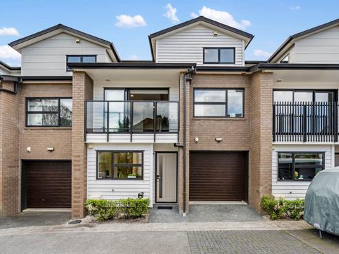 17 Ti Kouka Lane, Sandringham