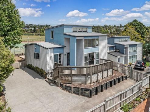 10A Saffron Street, Birkdale