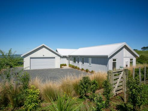 3/205 Oliver Road, Te Miro