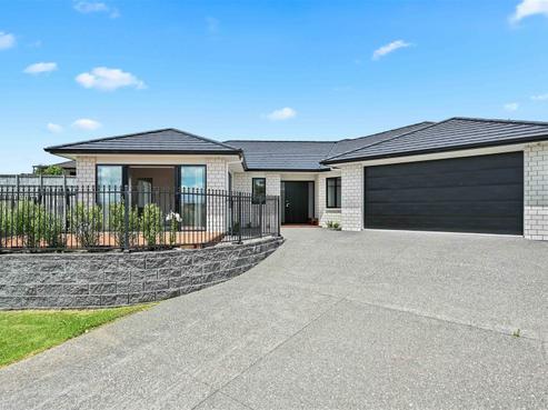 7 Meadowfield Street, Flagstaff