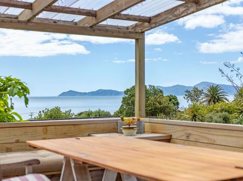 81 Wellington Road, Paekakariki