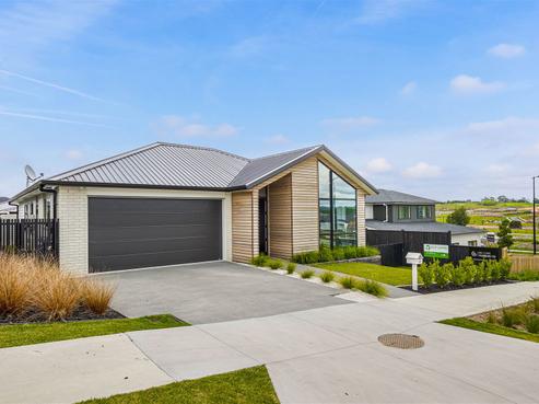40 Henry Tayler Rise, Wainui
