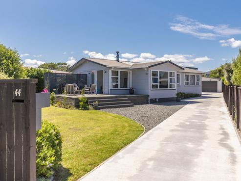 44 Hollis Road, Paraparaumu Beach