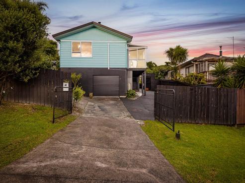 74 Keegan Drive, Massey