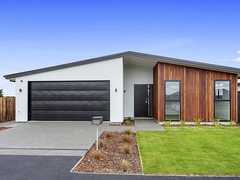 102 Benashet Drive, Lincoln