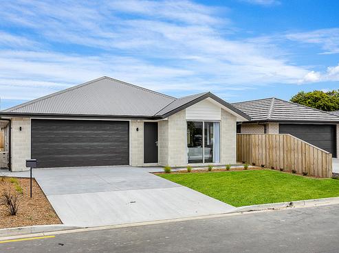 36 Quinn Crescent, Woodend
