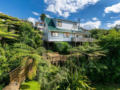 2/15 Sunburst Lane, Torbay