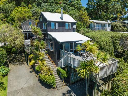 19 Berridge Road, Muriwai