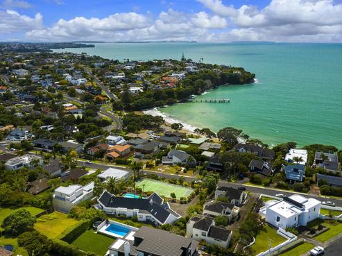 18 Bournemouth Terrace, Murrays Bay
