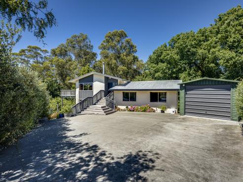 4 Bracken Street, Napier Hill