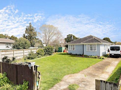 10 Alamein Place, Pukekohe