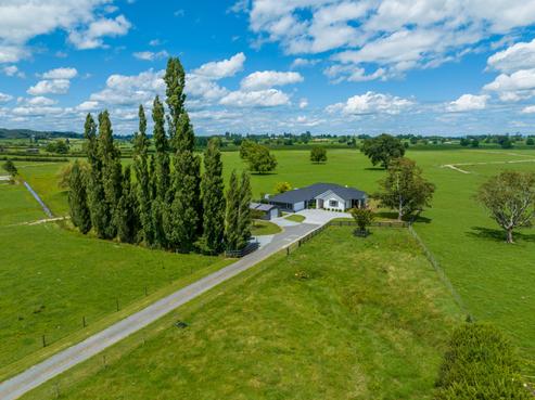 220 Grice Road, Rotoorangi