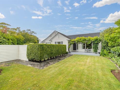 10 Joyce Crescent, Ilam