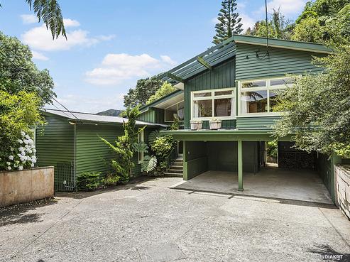 15 Pimble Avenue, Karori