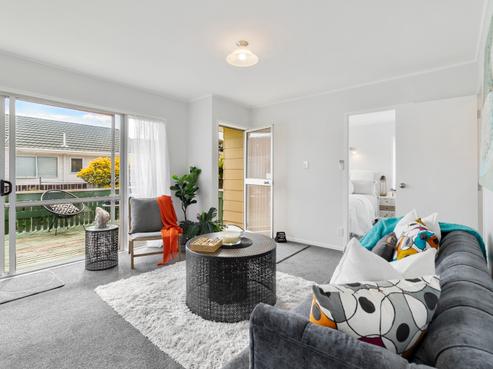 2/12 Bay Street, Red Beach
