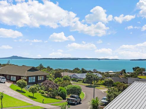 21 Omana Heights Drive, Maraetai