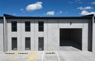 High spec warehouses at Riverhead 
