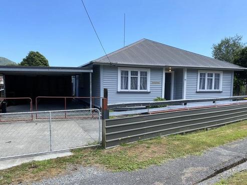 61 Inverness Street, Dunollie