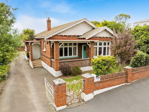 141 South Road, Caversham