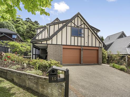 10 Pioneer Grove, Silverstream