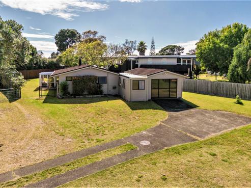 13 Coronation Row, Pauanui