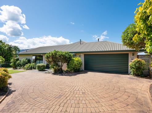 40 Carter Drive, Westbrook