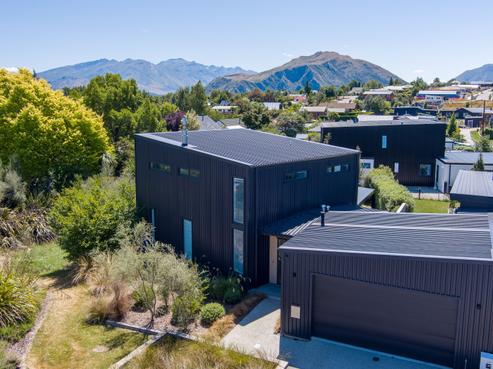 1 Kamahi Street, Wanaka