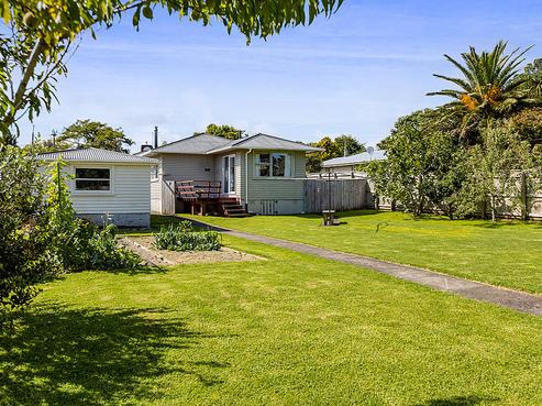 28 Old South Road, Okato