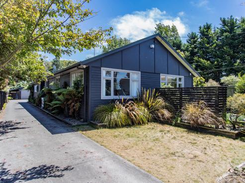 51 Kings Avenue, Waikuku Beach