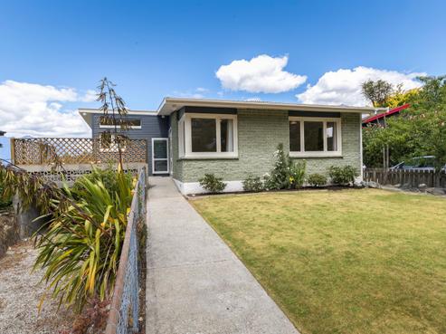 177 Fernhill Road, Fernhill/Sunshine Bay