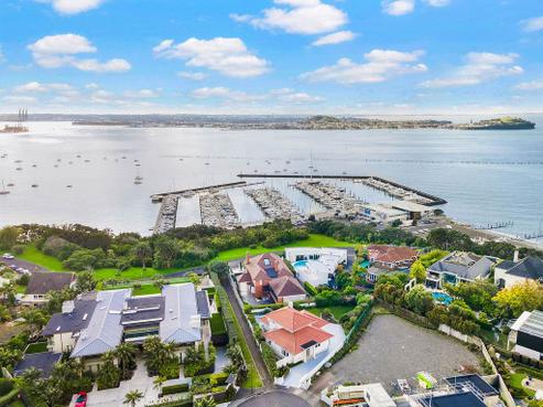 5 Huriaro Place, Orakei