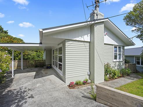 13 Lynda Avenue, Paparangi