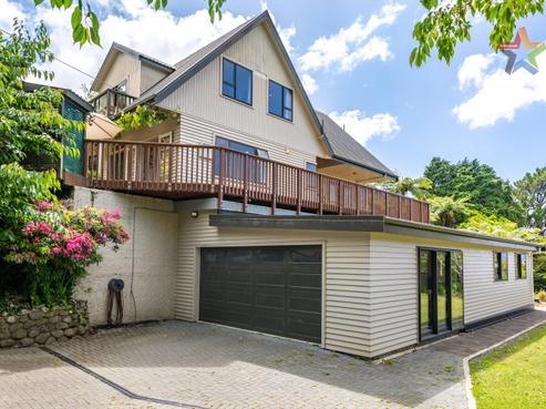 168 Miromiro Road, Normandale