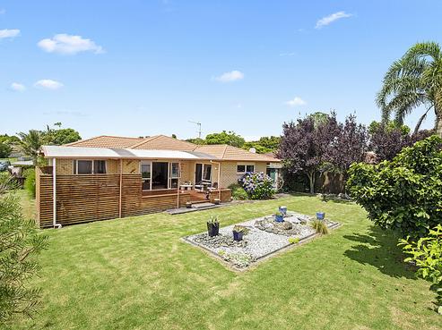 6 Ernest Shackleton Place, Waiuku