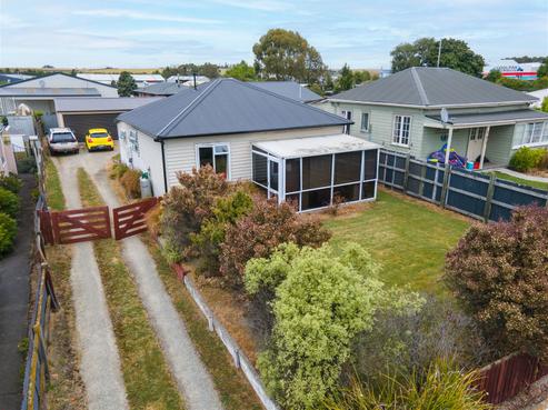 17 Leckie Street, Redruth