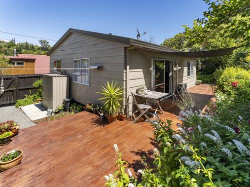 79A Russell Street, Stepneyville