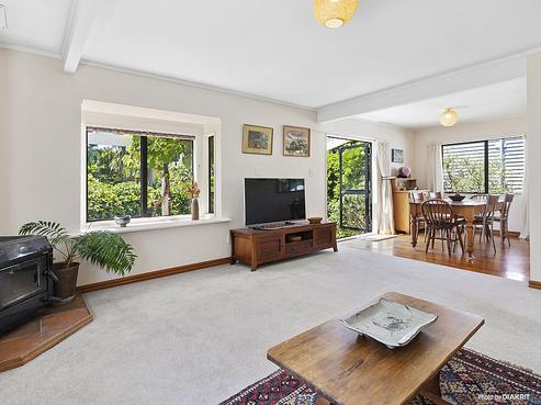 23 Pinnacle Street, Seatoun