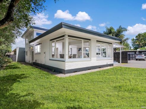 1/11 Smiths Avenue, Papakura