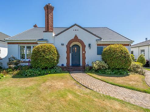 30 Wellesley Avenue, Avenal