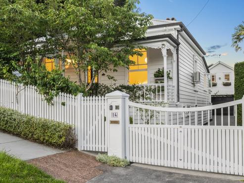 14 Beaconsfield Street, Devonport