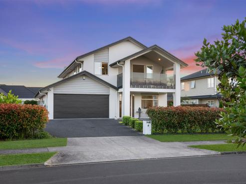 50 Milano Boulevard, Karaka