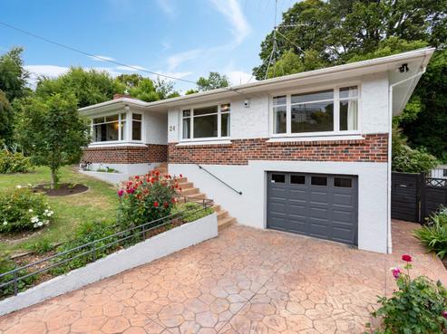 24 Hawthorn Avenue, Mornington