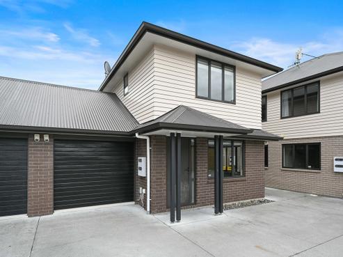 8/204 Old Farm Road, Hamilton East