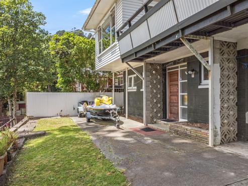 8 Hine Road, Wainuiomata