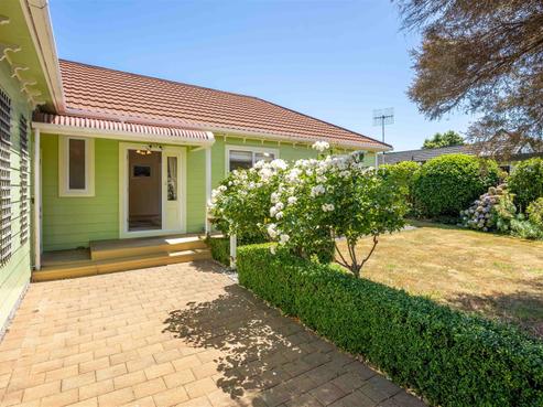 121 Belvedere Avenue, Waikanae