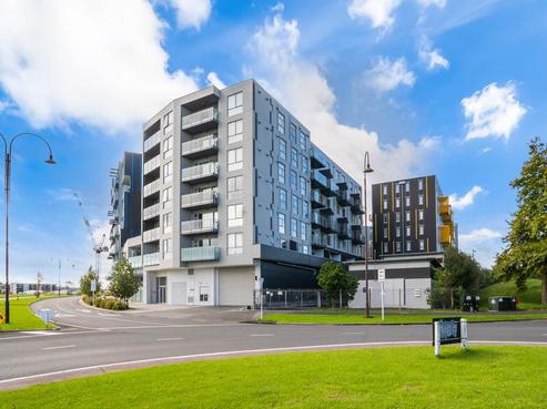 108/25 Don McKinnon Drive, Albany