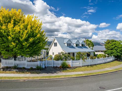 59 Aldinga Avenue, Stoke