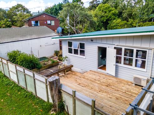 2/457A Fergusson Drive, Trentham