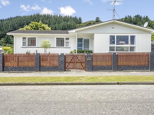 12 Berkeley Road, Wainuiomata